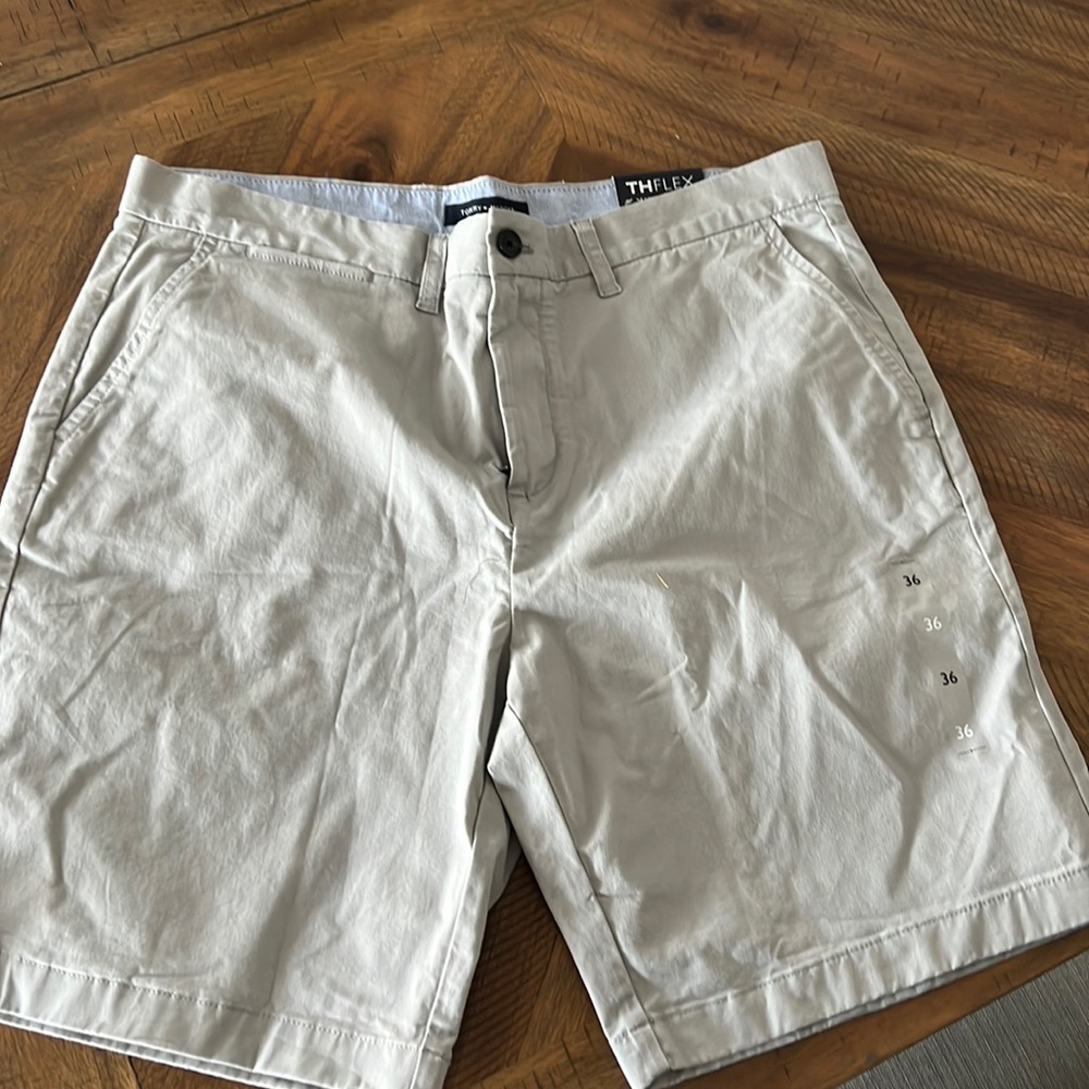 NWT Tommy Hilfiger men’s shorts